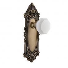 Nostalgic Warehouse 748273 - Nostalgic Warehouse Victorian Plate Passage Waldorf White Milk Glass Knob in Antique Brass