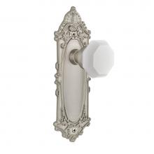 Nostalgic Warehouse 748284 - Nostalgic Warehouse Victorian Plate Passage Waldorf White Milk Glass Knob in Satin Nickel